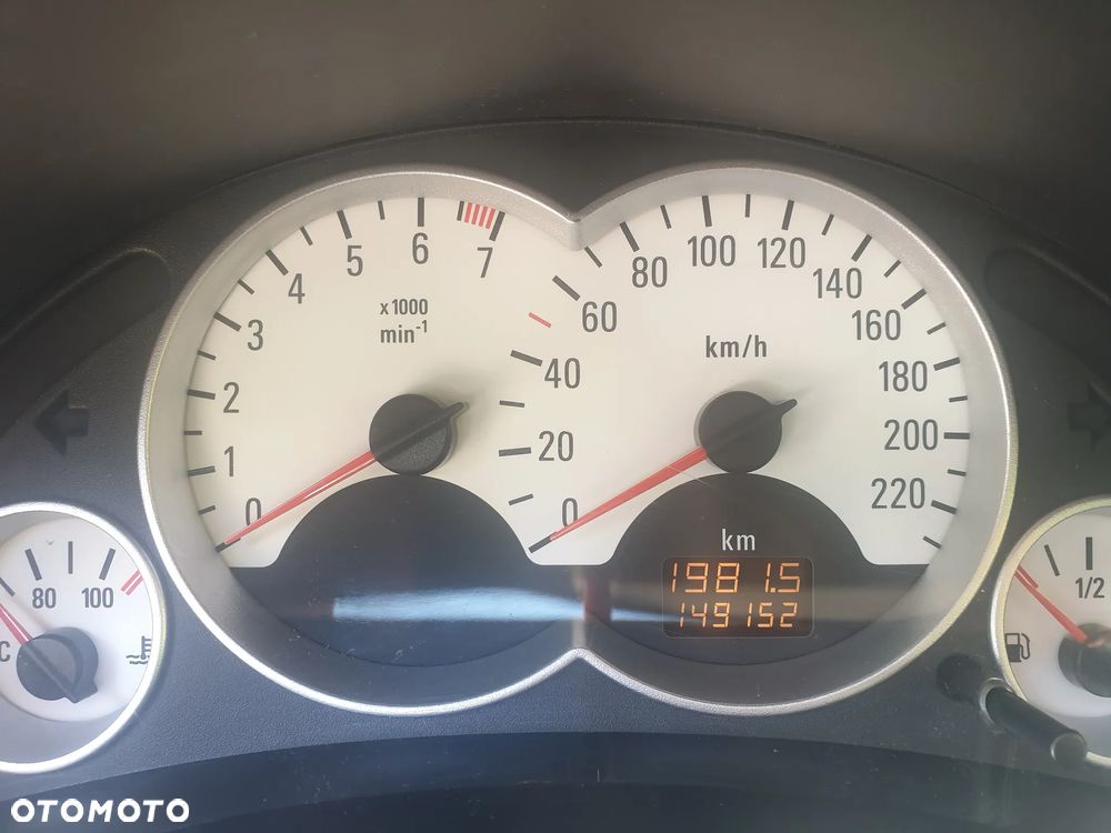 Opel Corsa 1.2 16V - 15