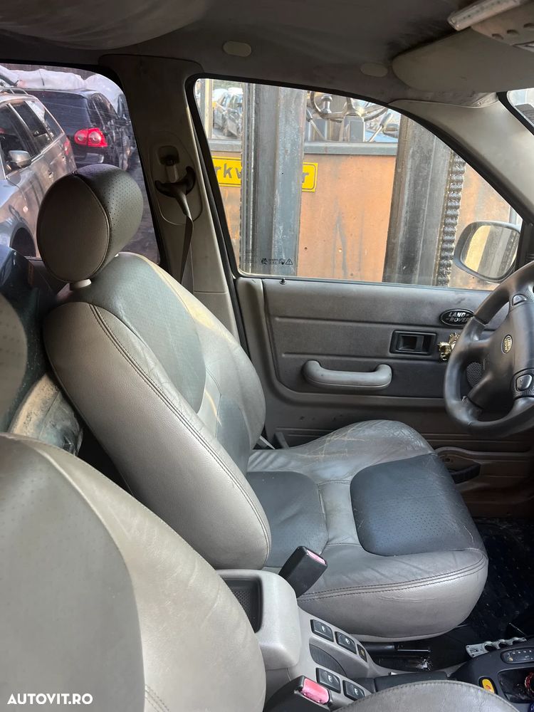 Dezmembrez Land Rover Freelander 1 2002 2.0 diesel 82KW automat verde - 4