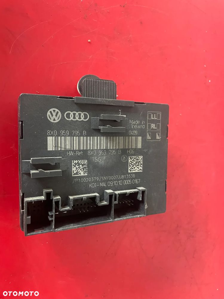 Moduł sterownik drzwi Audi Skoda Superb 8X0959795B - 1