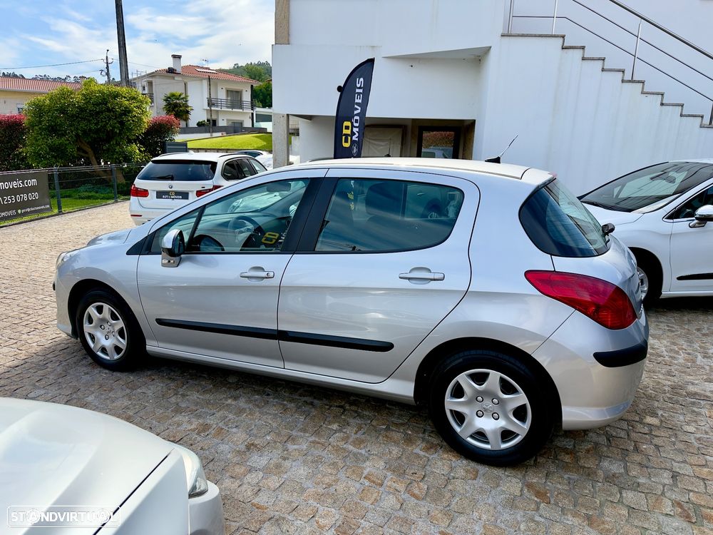 Peugeot 308 1.6 HDi Executive - 4