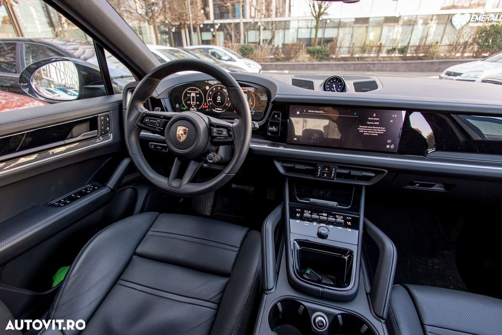 Porsche Cayenne Standard - 33