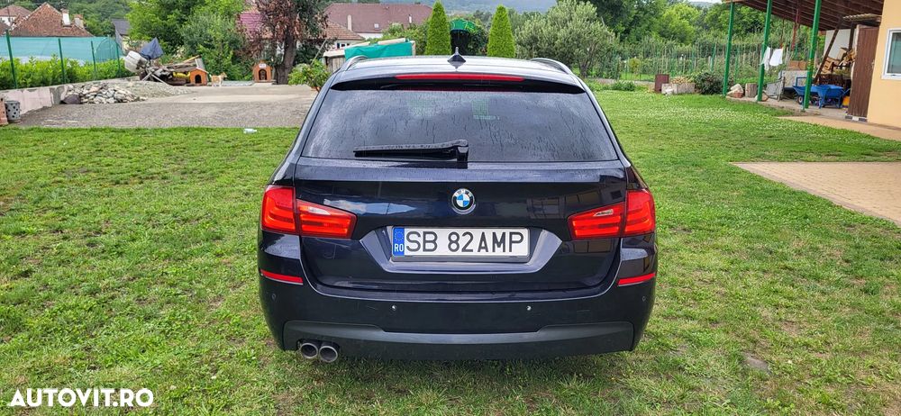 BMW Seria 5 520d Touring - 17