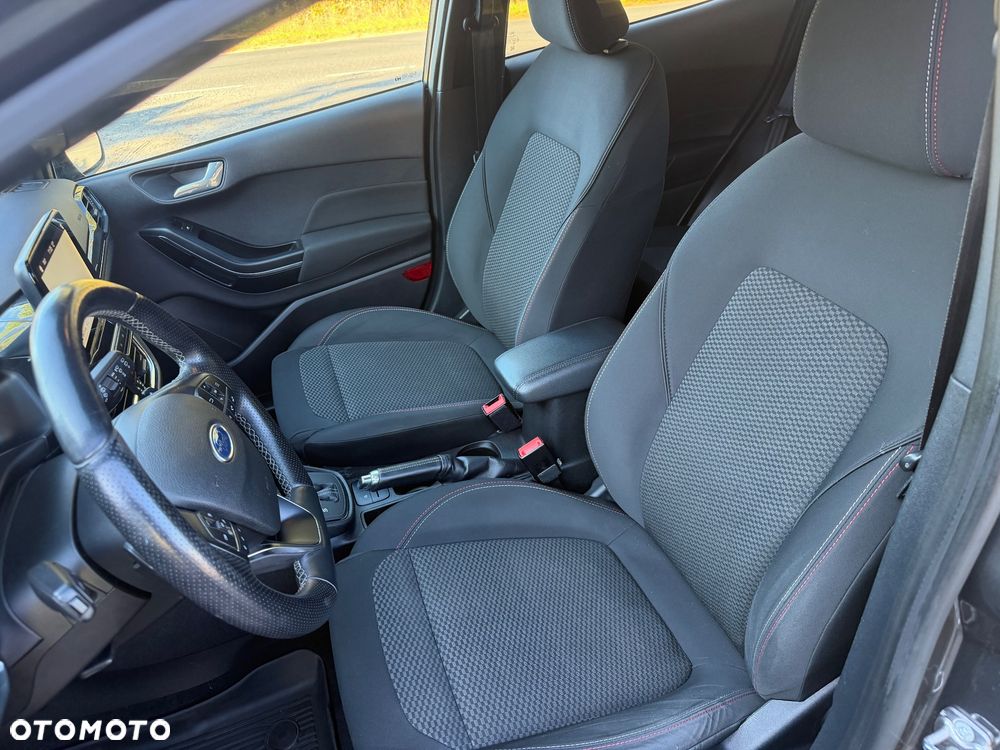 Ford Fiesta - 24