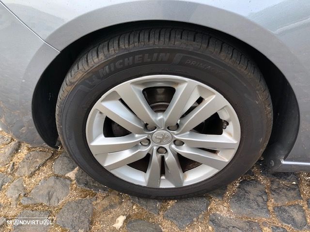 Peugeot 308 1.6 HDi Active - 9