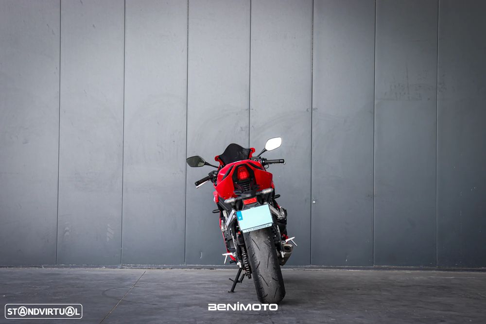 Honda CBR 650RR - 6