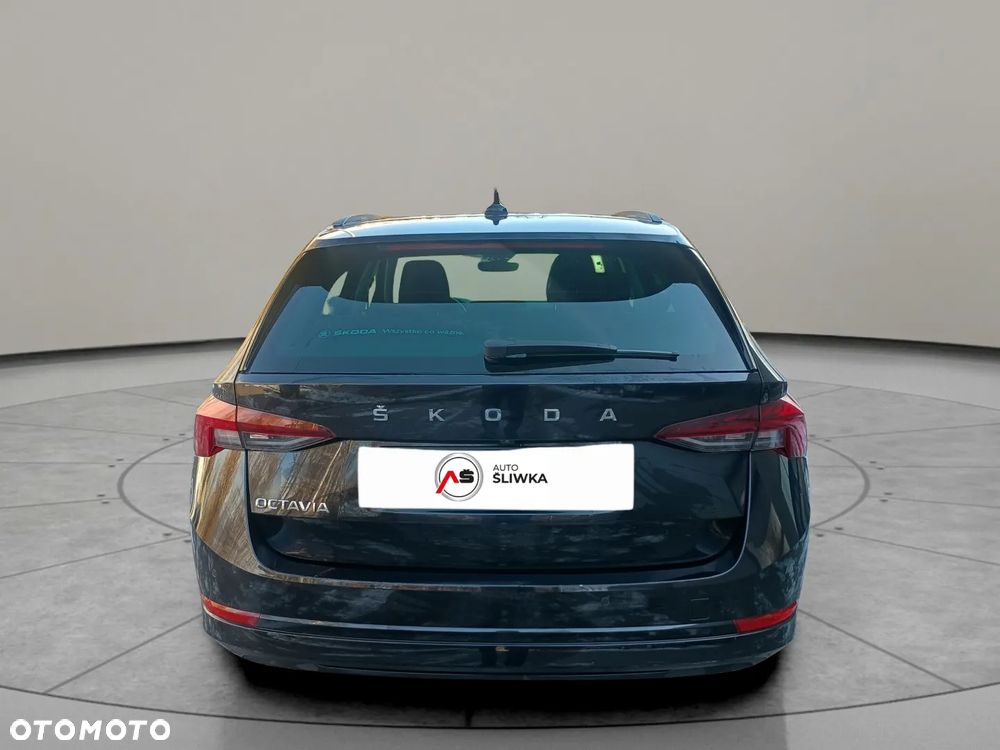 Skoda Octavia - 7