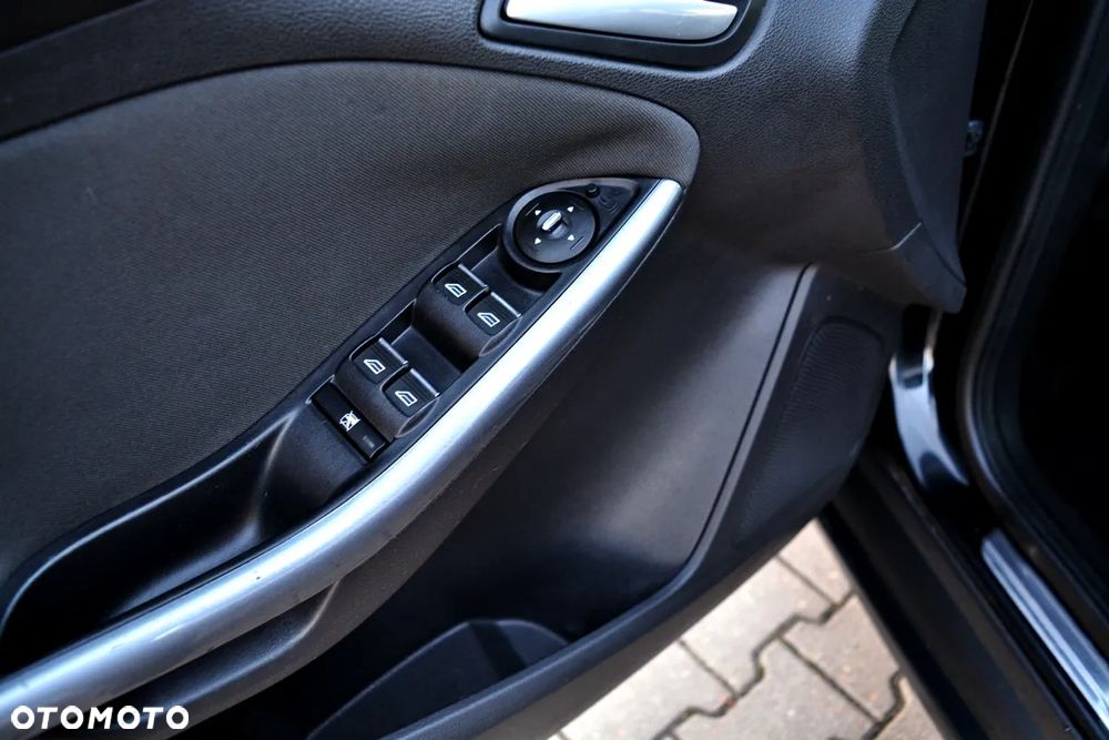 Ford Focus 2.0 TDCi Titanium - 19