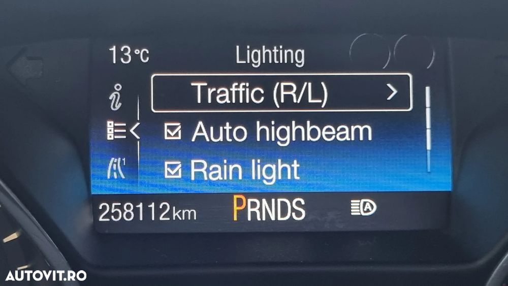 Ford Focus 1.5 TDCi Powershift Titanium - 19