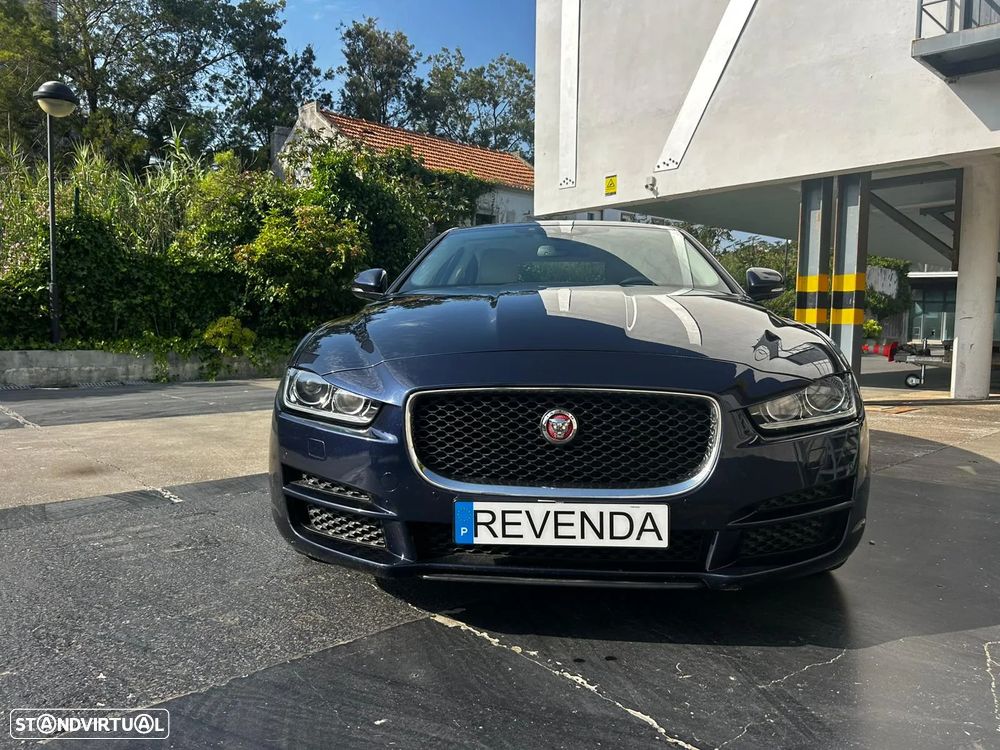Jaguar XE 20d Aut. Prestige - 50