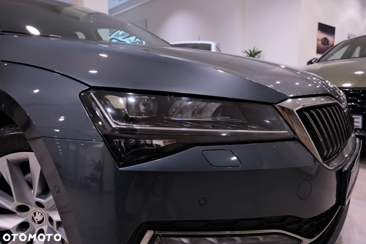 Skoda Superb 1.5 TSI ACT Sportline DSG - 23