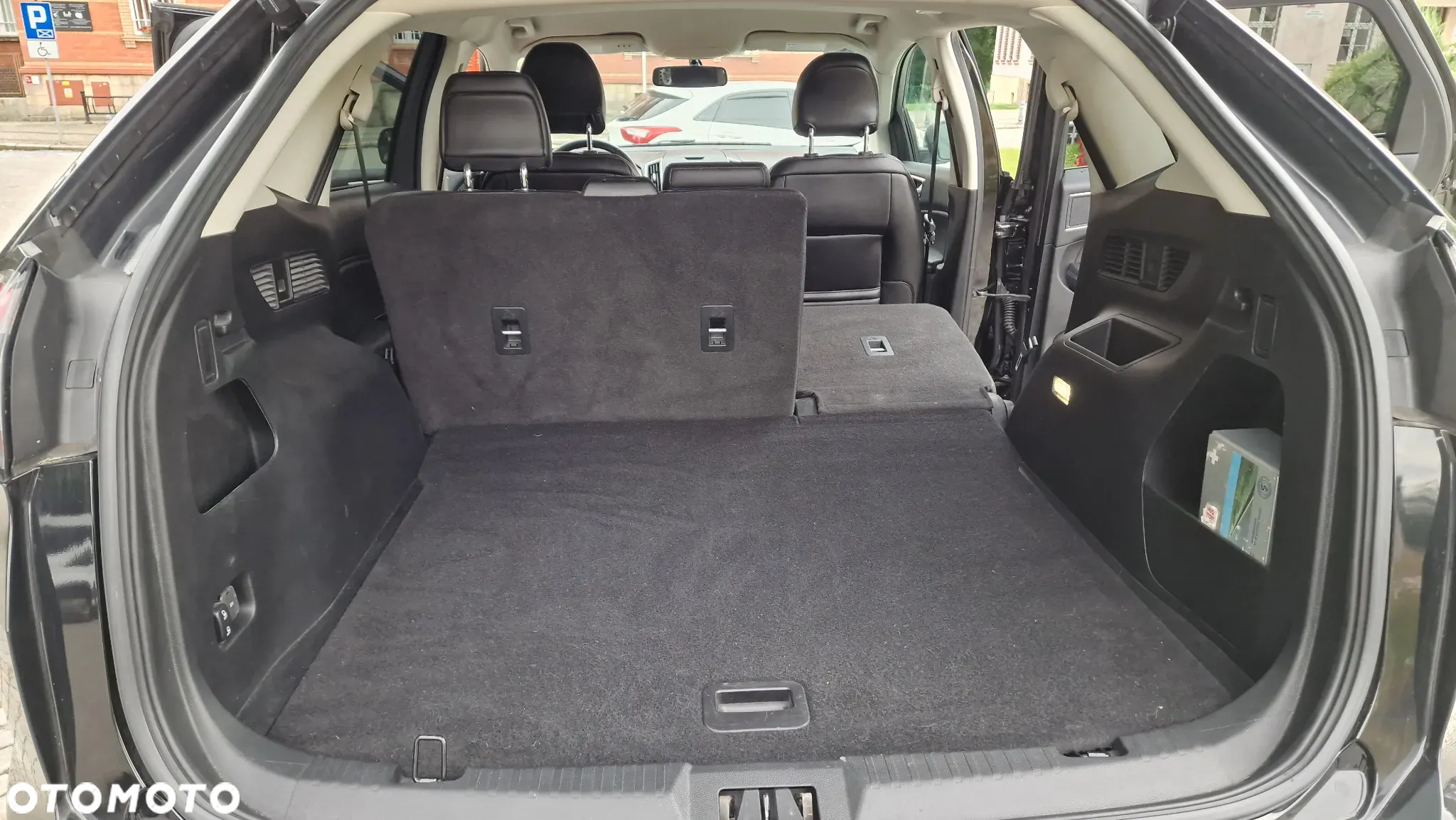 Ford Edge - 21