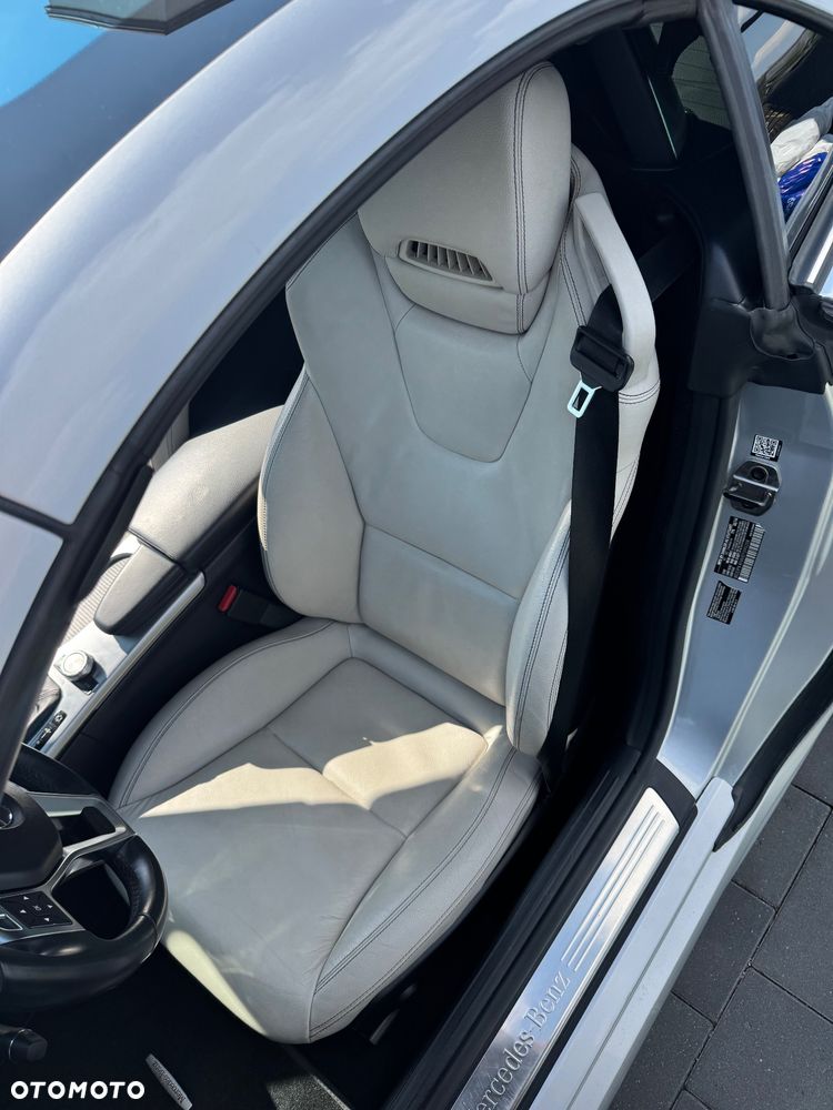 Mercedes-Benz SLK 250 CGI - 13