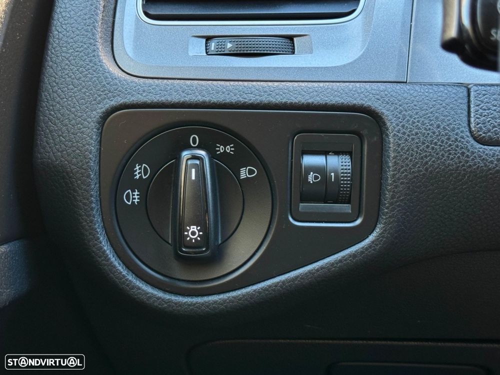 VW Golf 1.6 TDi Trendline - 39