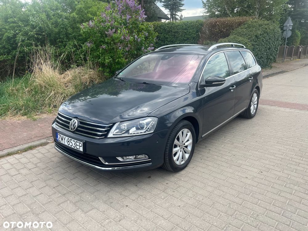 Volkswagen Passat 2.0 TDI BlueMotion Technology Exclusive - 1
