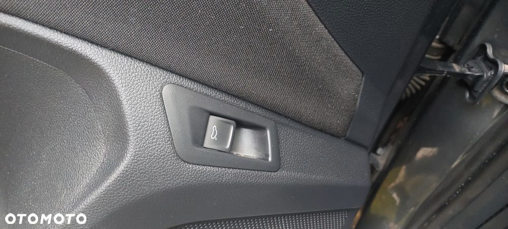 Volkswagen T-Roc 1.5 TSI OPF DSG Style - 19