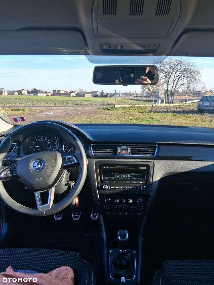 Skoda RAPID 1.2 TSI Active Green tec - 11