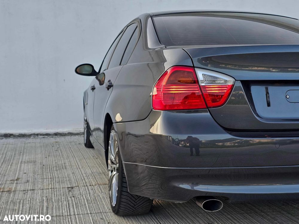 BMW Seria 3 320d DPF - 15