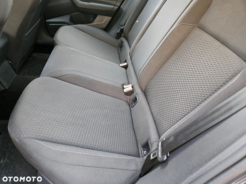 Volkswagen Polo - 16