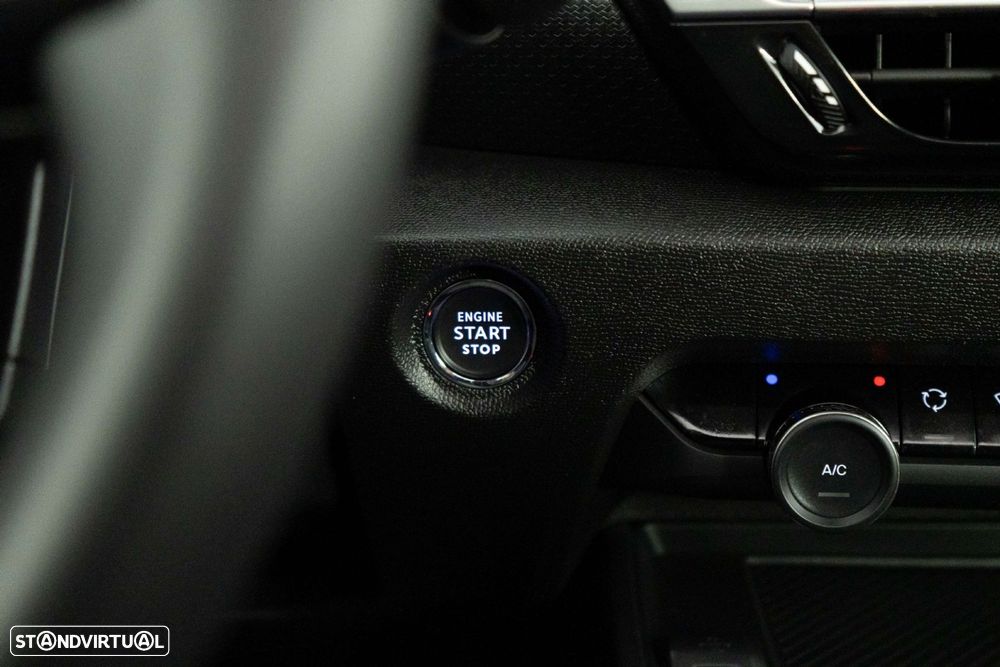 Citroën C4 1.2 PureTech Shine - 21