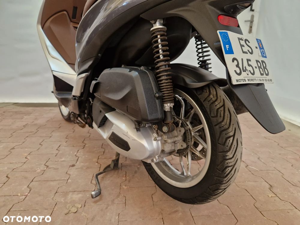 Piaggio Medley - 18