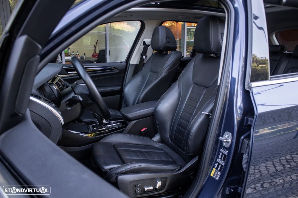 BMW X3 xDrive30e Aut. xLine - 32