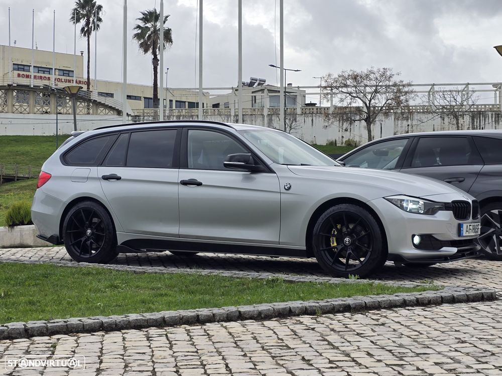BMW 318 d Sport Line - 11