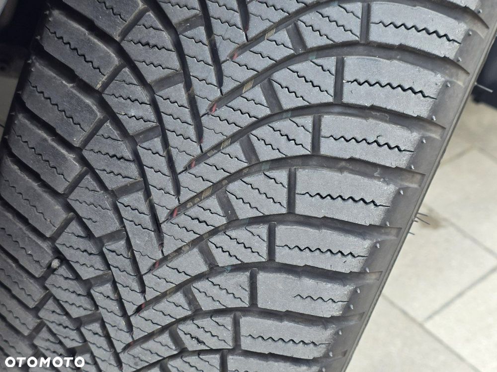 Peugeot 2008 1.2 Pure Tech Crossway S&S - 25