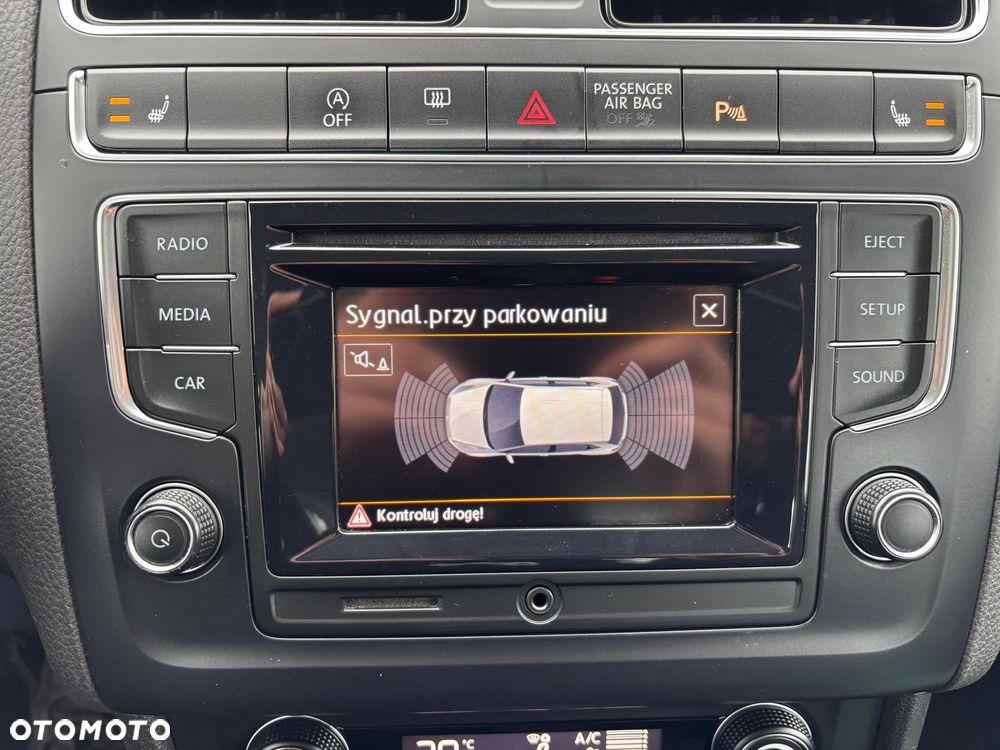 Volkswagen Polo 1.4 TDI Blue Motion Technology Lounge - 23