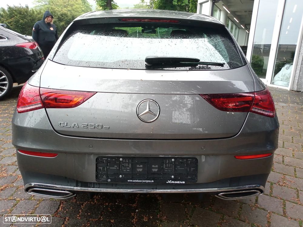 Mercedes-Benz CLA 250 - 5