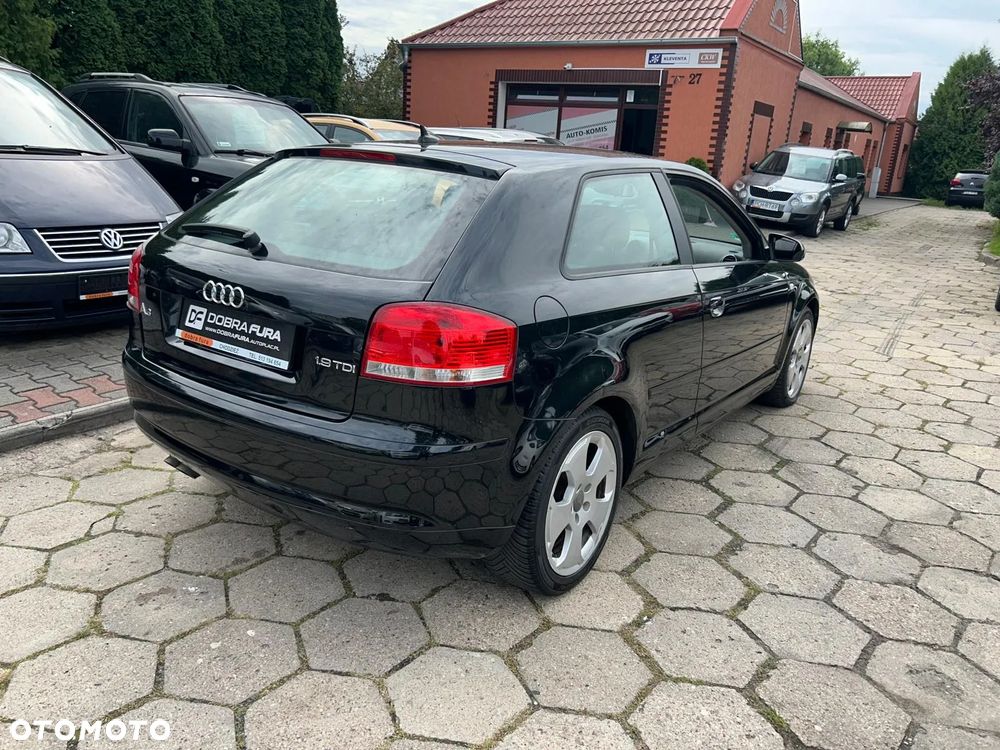 Audi A3 3-drzwiowe 1.9 TDI DPF S Line Sportpaket plus - 4