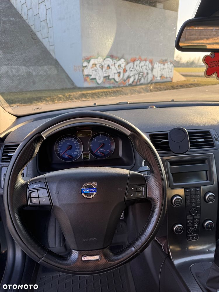 Volvo V50 2.0D R-Design Momentum - 10