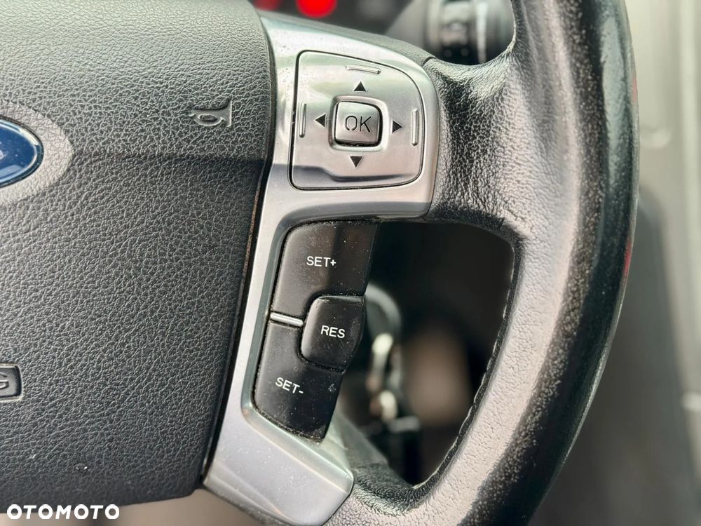 Ford Mondeo 2.0 FF Platinium X Plus (Titanium) - 23