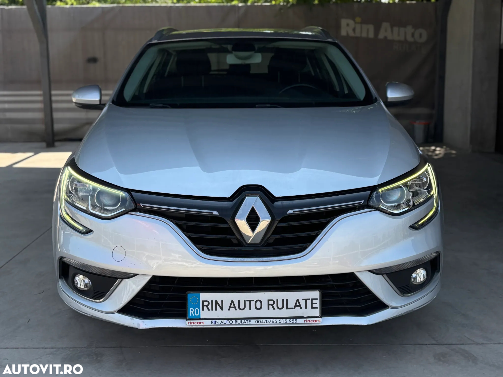 Renault Megane BLUE dCi 115 EDC BUSINESS EDITION - 3