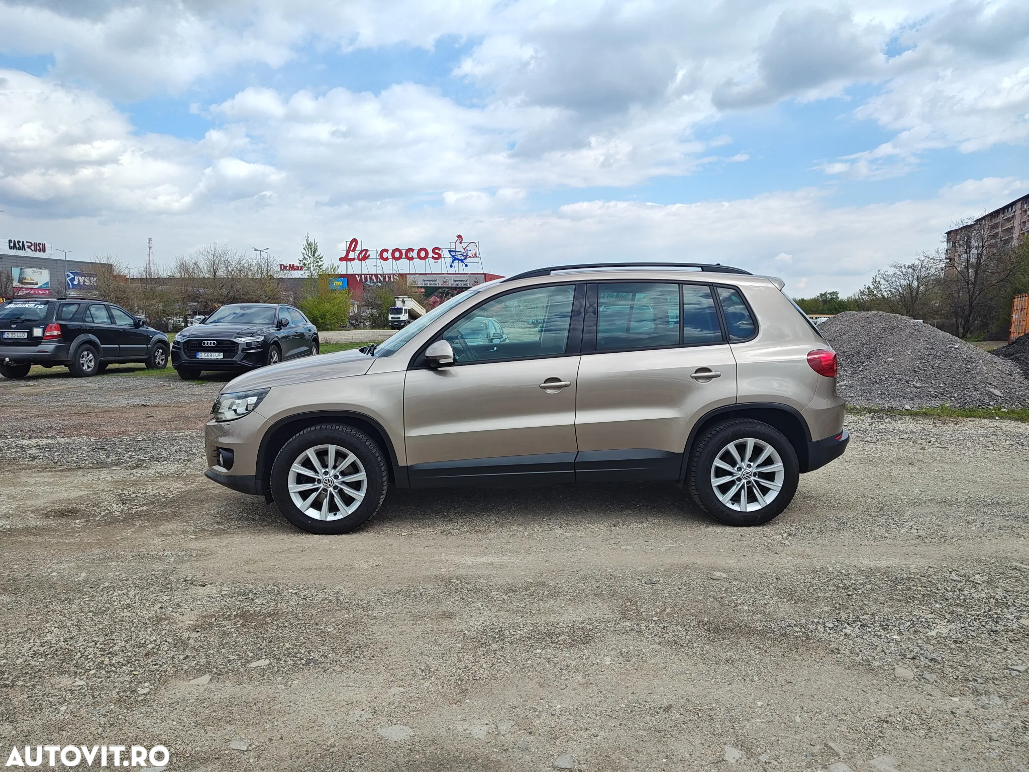 Volkswagen Tiguan 1.4 TSI BMT Sport&Style - 12