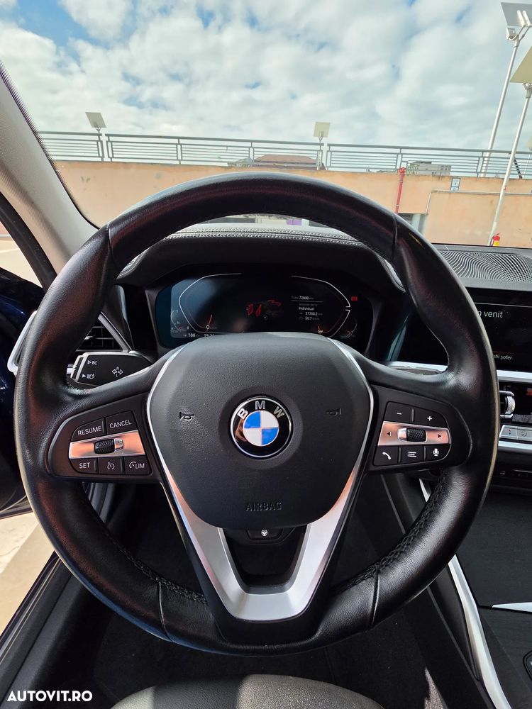 BMW Seria 3 320d xDrive AT MHEV - 13