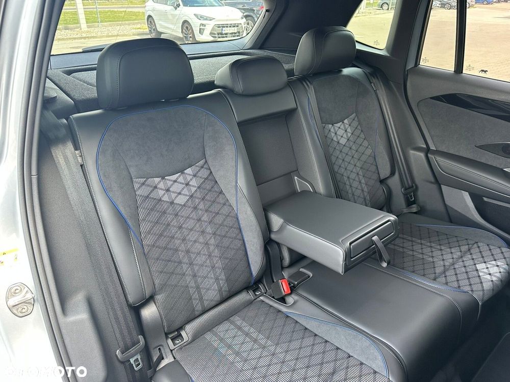 Volkswagen Tiguan - 18