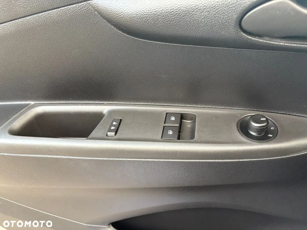 Opel Karl 1.0 Active - 12