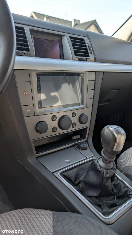 Opel Vectra 1.8 - 15