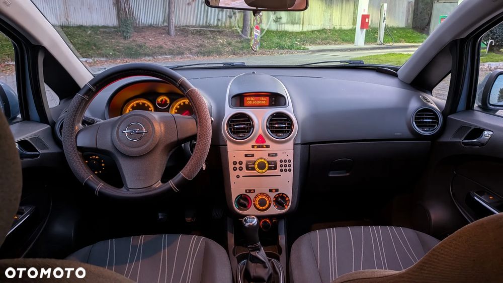 Opel Corsa - 10