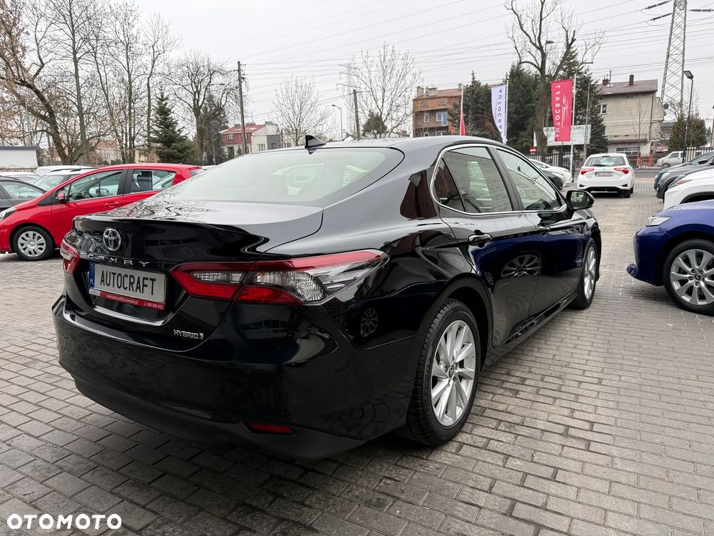 Toyota Camry 2.5 Hybrid Comfort CVT - 30