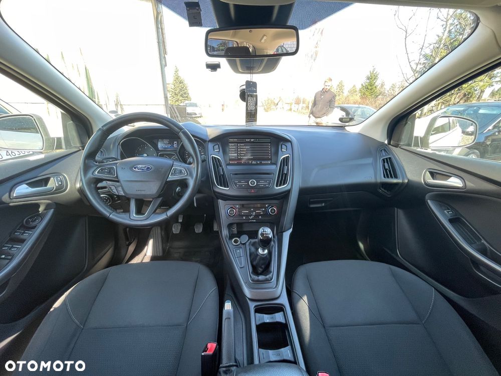 Ford Focus 1.6 TDCi DPF Titanium - 7