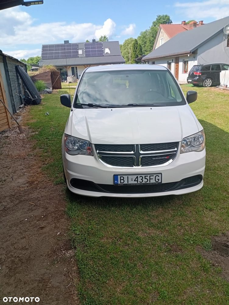 Dodge Grand Caravan - 22