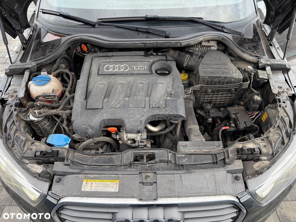 Audi A1 Sportback 1.6 TDI S line Sportpaket - 28