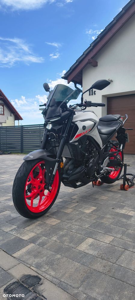 Yamaha MT - 10