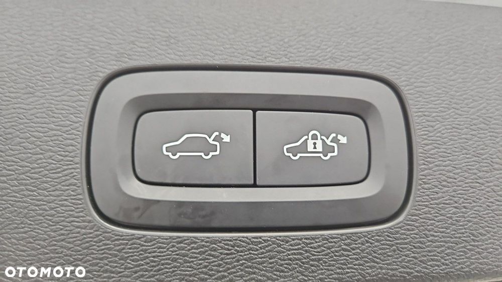 Volvo V60 Cross Country Ultimate B4 D AWD - 22