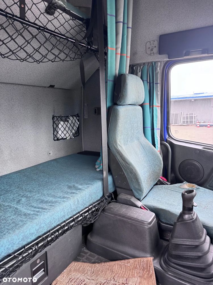 Volvo FH12 - 9