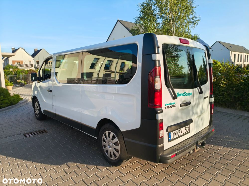 Renault Trafic 2.0 dCi EDC - 6