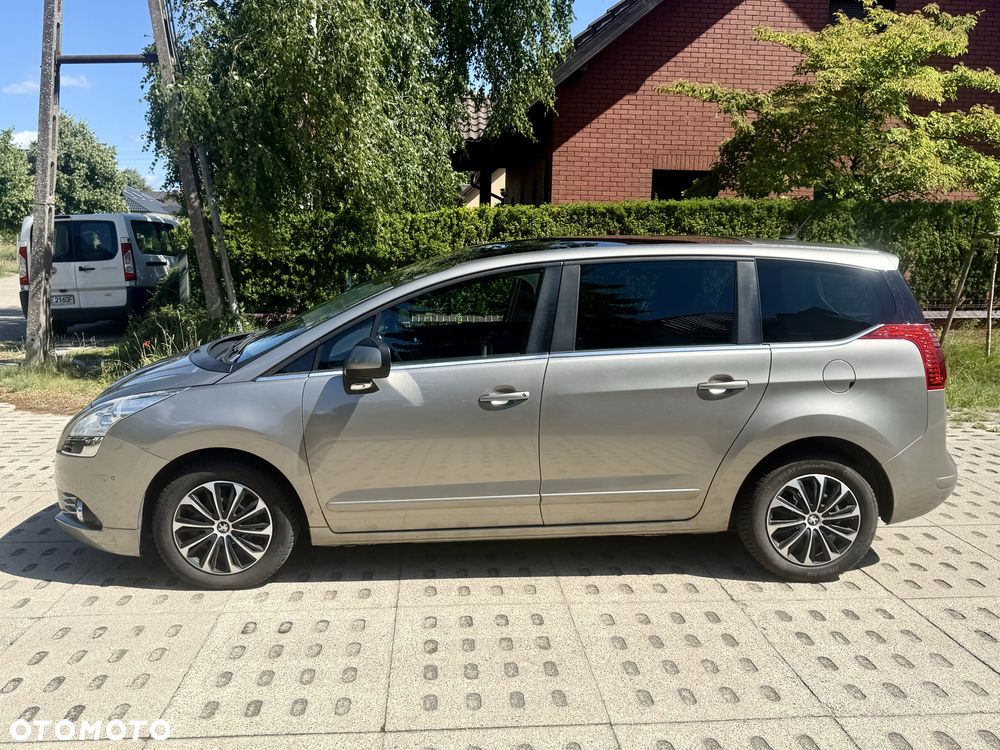 Peugeot 5008 - 4