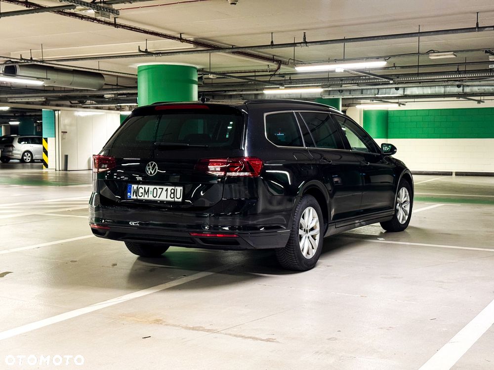 Volkswagen Passat 2.0 TDI EVO Business DSG - 6