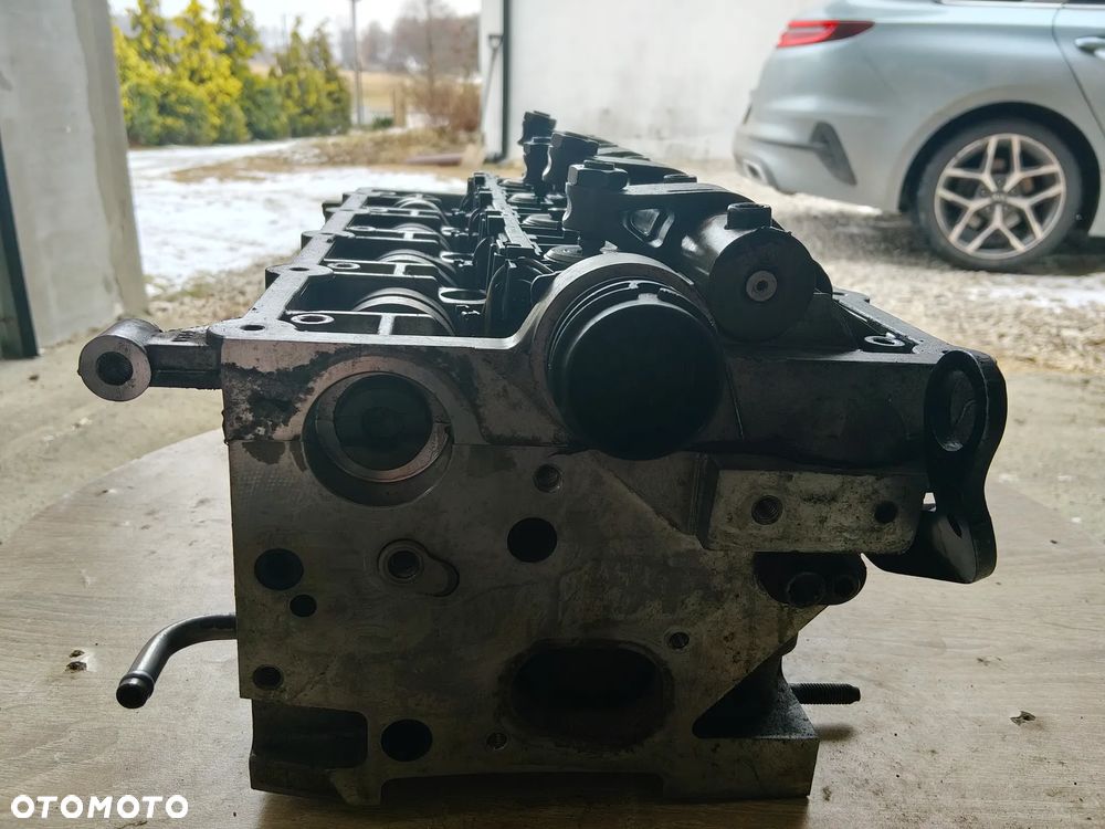 Glowica z pompowtryskami audi A4B7 BRE blb silnik 2.0tdi - 7